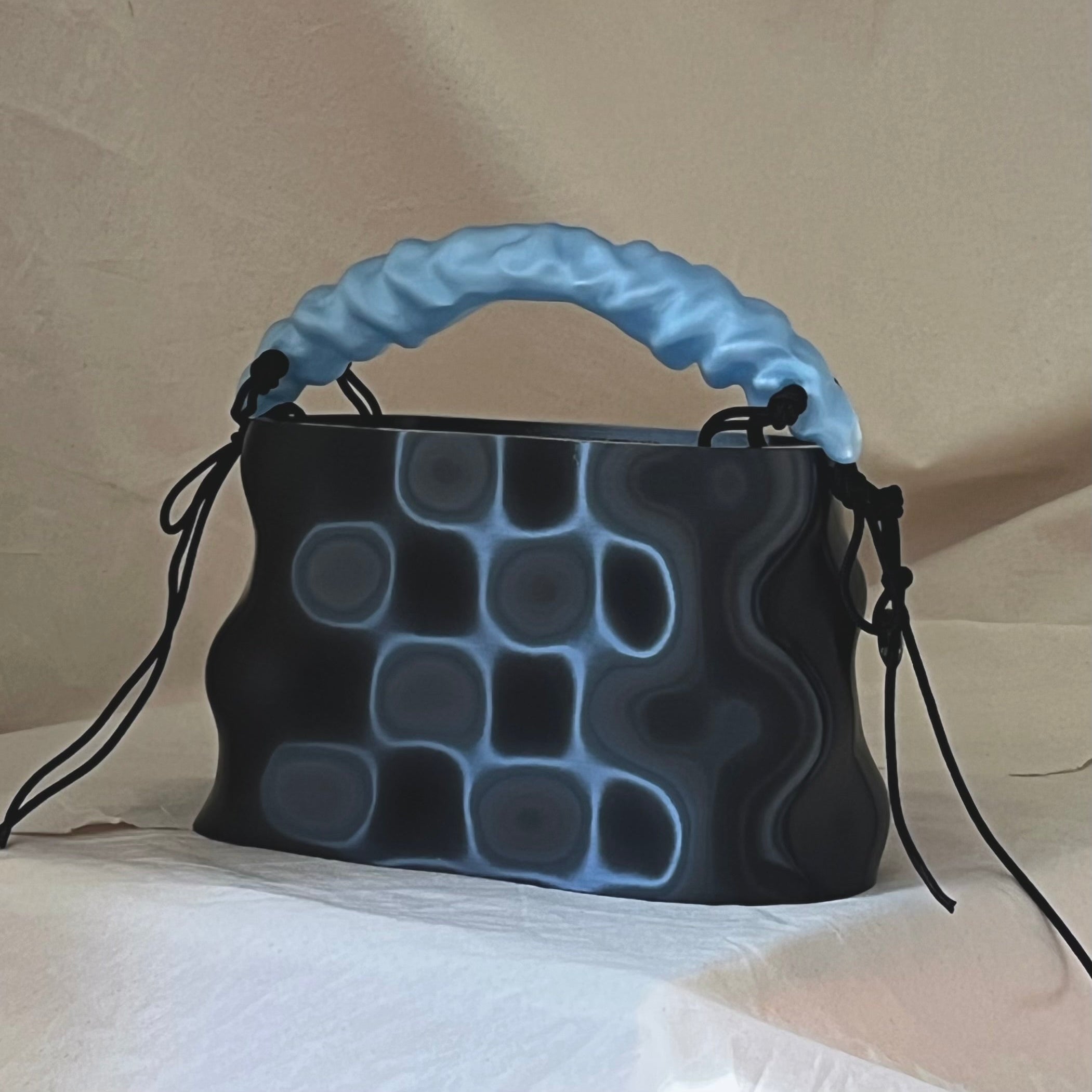 PZAEZ STUDIO LIQUID sculptural 3D-printed handbag with reflective surface